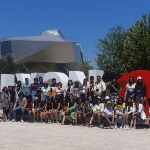 Arquitectour Contemporáneo, Grupo de 50 personas provenientes del Institute of Architecture, Nirma University, Ahmedabad